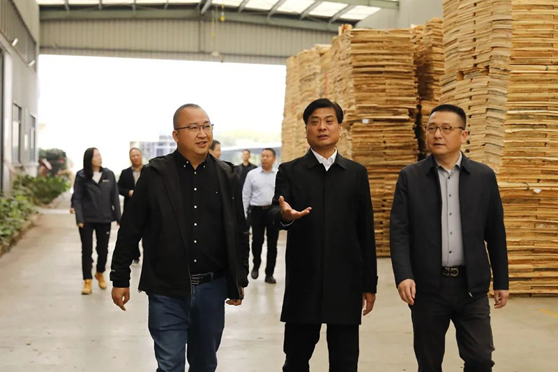 浙江慧創工貿有限公司,竹木(mù)膠合模闆,膠合闆,房(fáng)屋,橋梁,隧道(dào),火(huǒ)車(chē)集裝箱底闆,官方網站(zhàn)